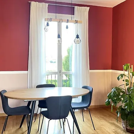Moderno In Tenuta Melloni Daire